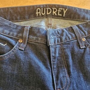 Womens kimes jeans